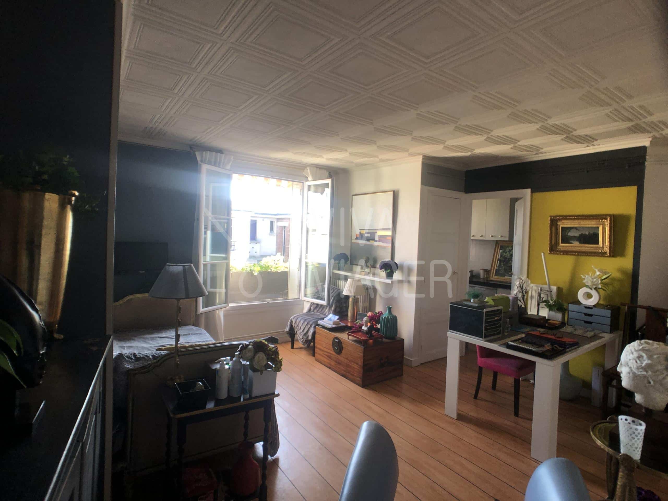 Studio 32 m² - viager occupé Paris 18