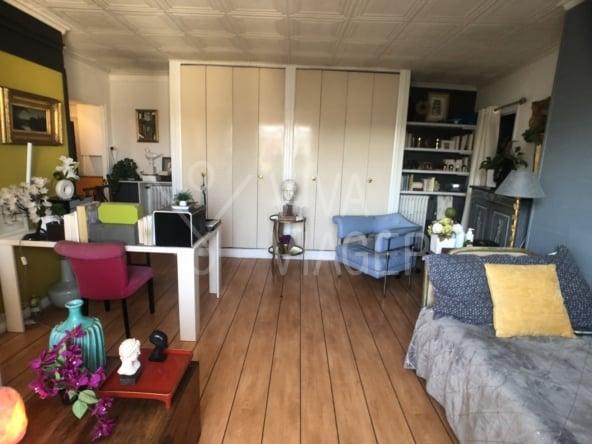 Studio 32 m² - viager occupé Paris 18