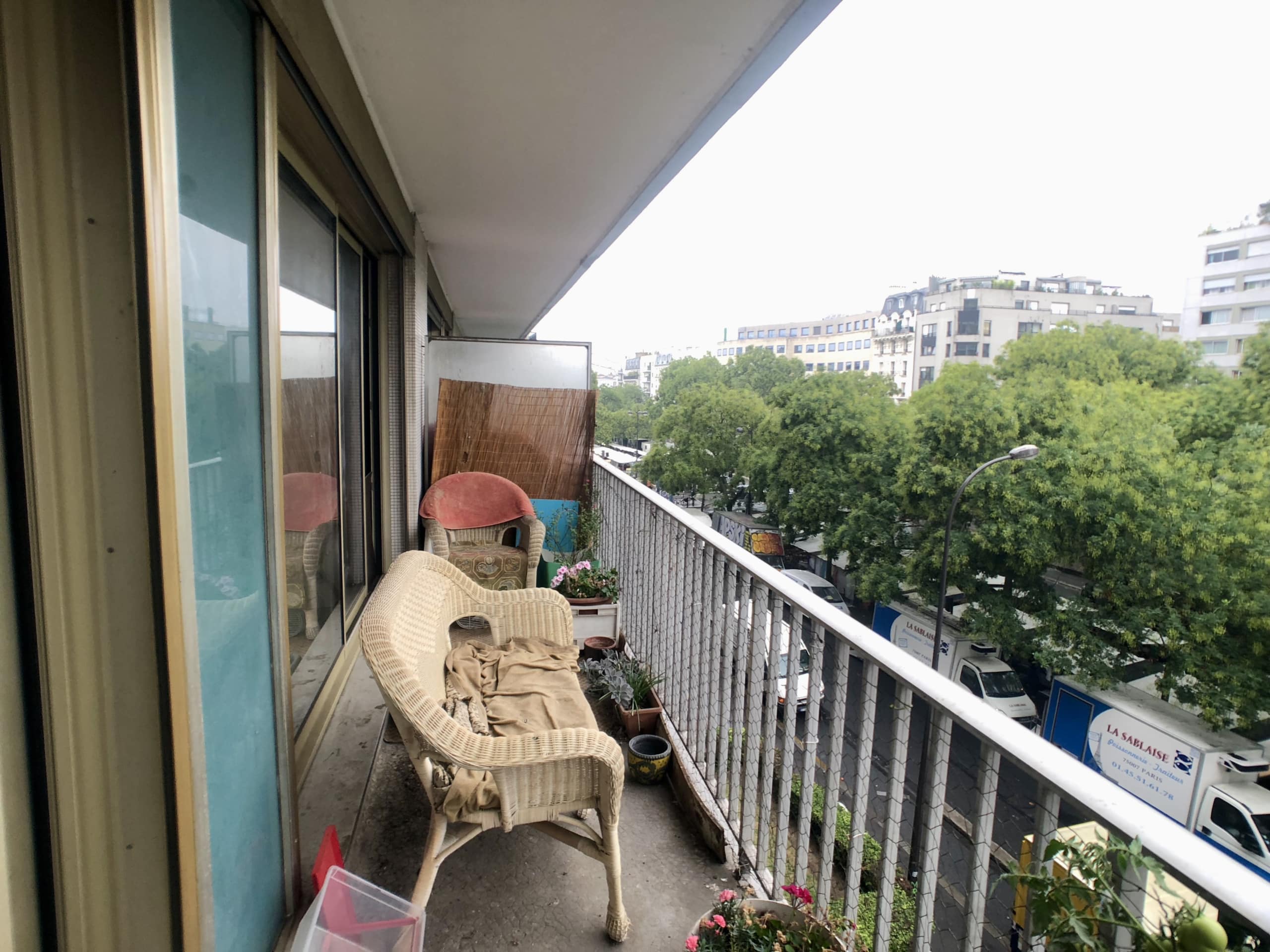 Studio 34 m² – Viager Libre Paris 11