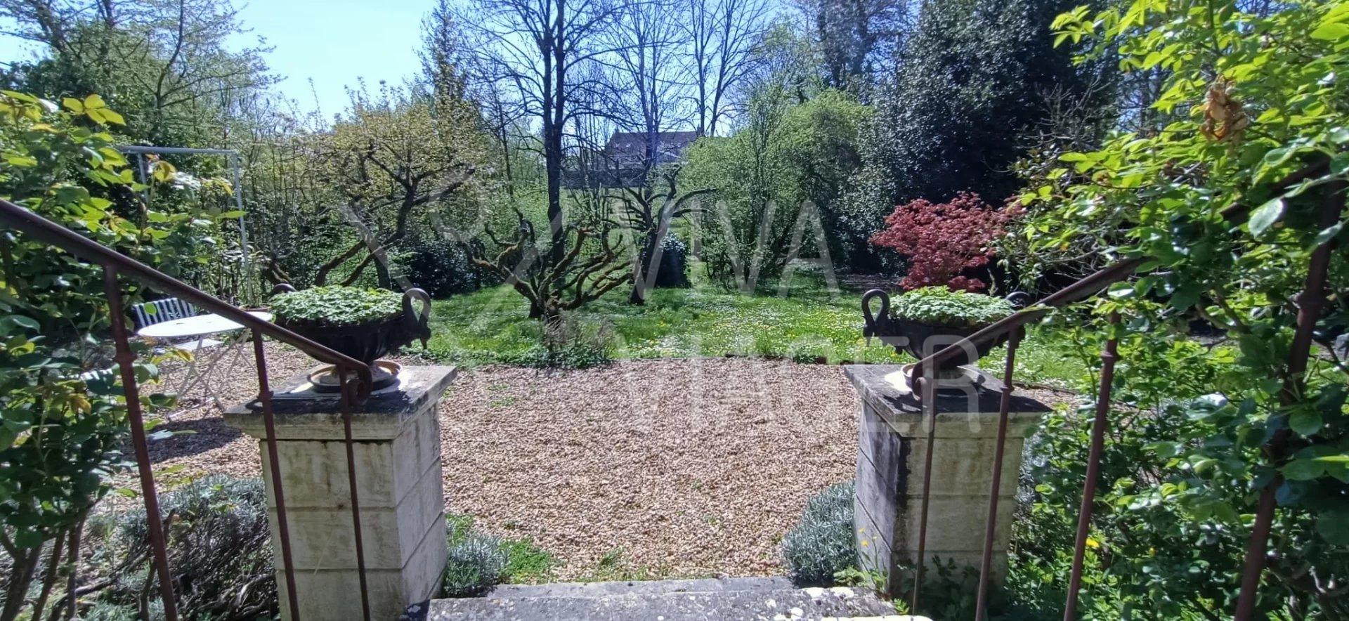 09afabeaf8affbb8e158ede848933bc5_fa1d871468_1920-original-28130