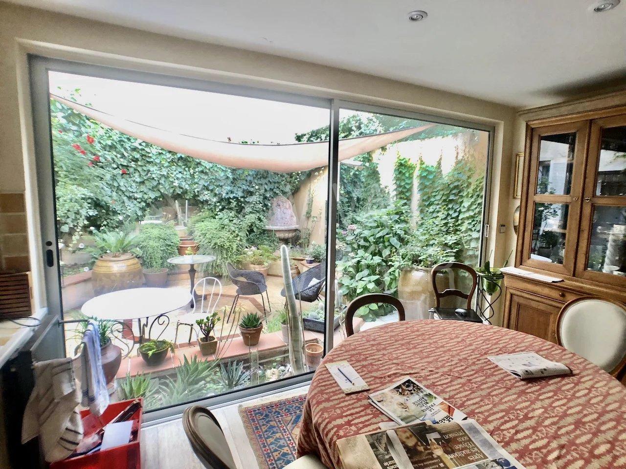 1c82123a34cb2c44d053fec610e4db68_a4de82e6ed_1280-original-27080