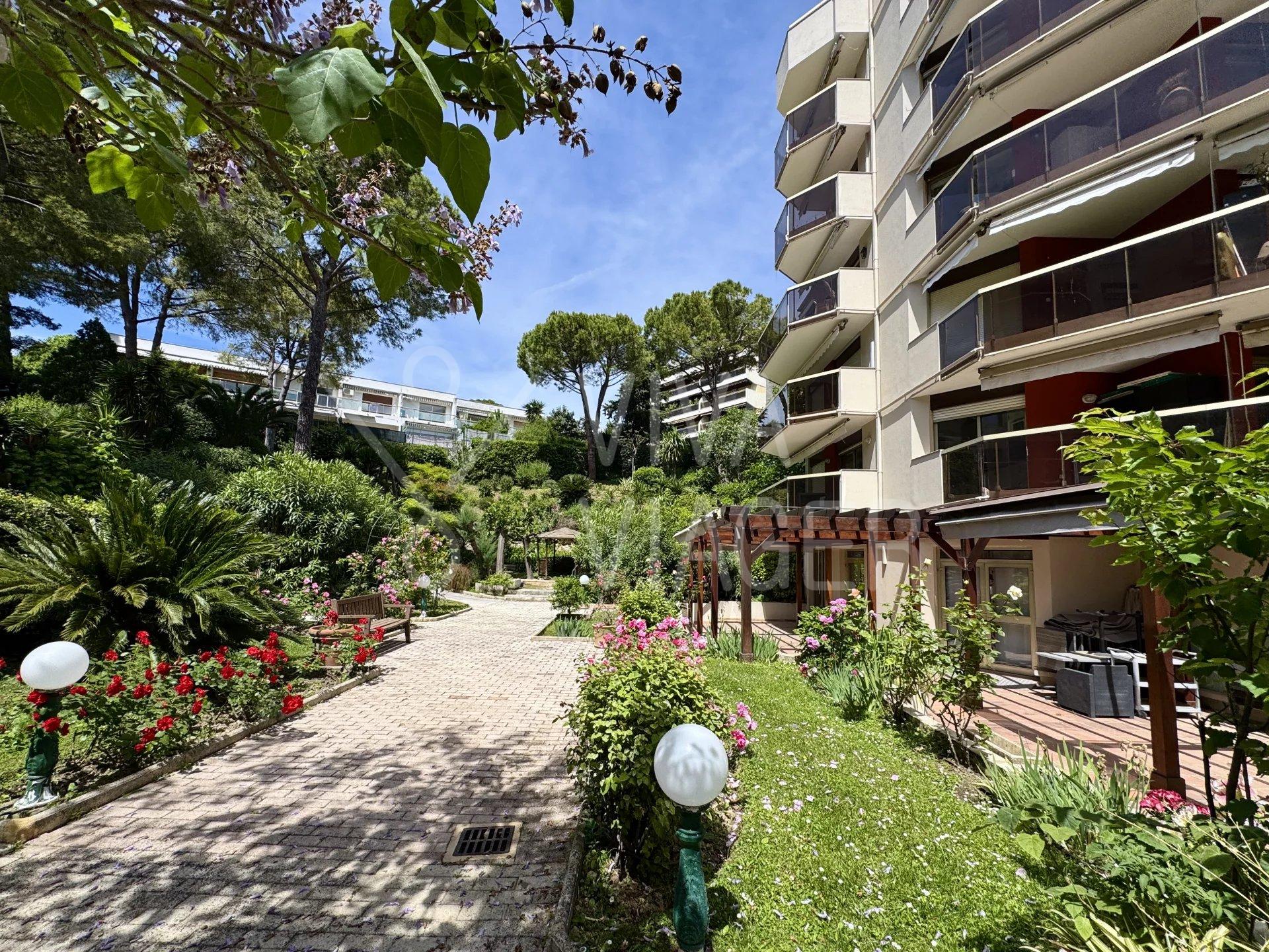 389b7ce36fd51b3c302453e6e85940df_c698cfd684_1920-original-36597 Appt 2P 56m² – Résidence Hespérides – Vente à terme libre – Le Cannet