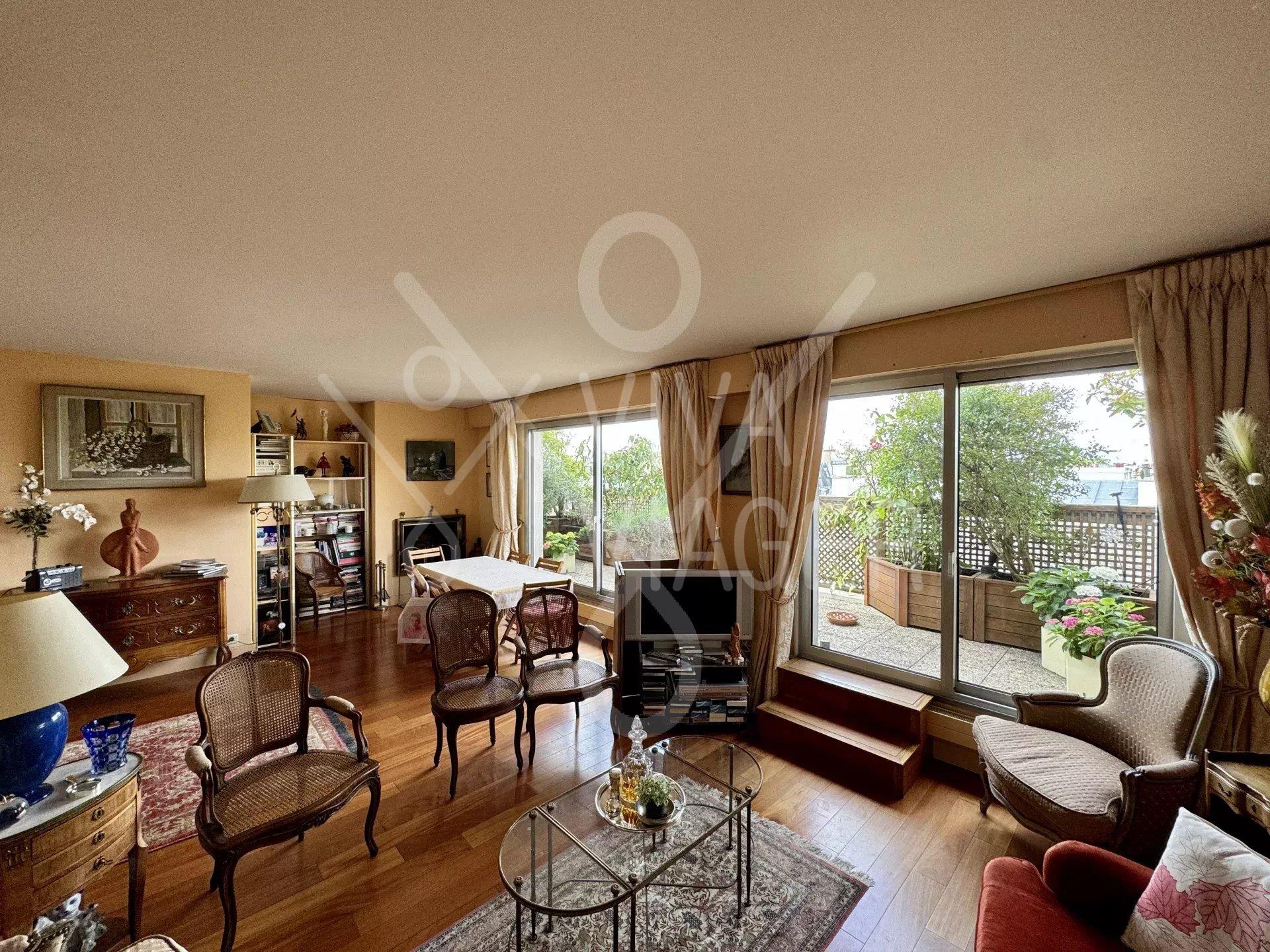 0171be096c38fe003d8198286bdd10e6_42c17ec5ba_1920-original-39200 Appt 4P 90 m² –Viager occupé – Paris 17