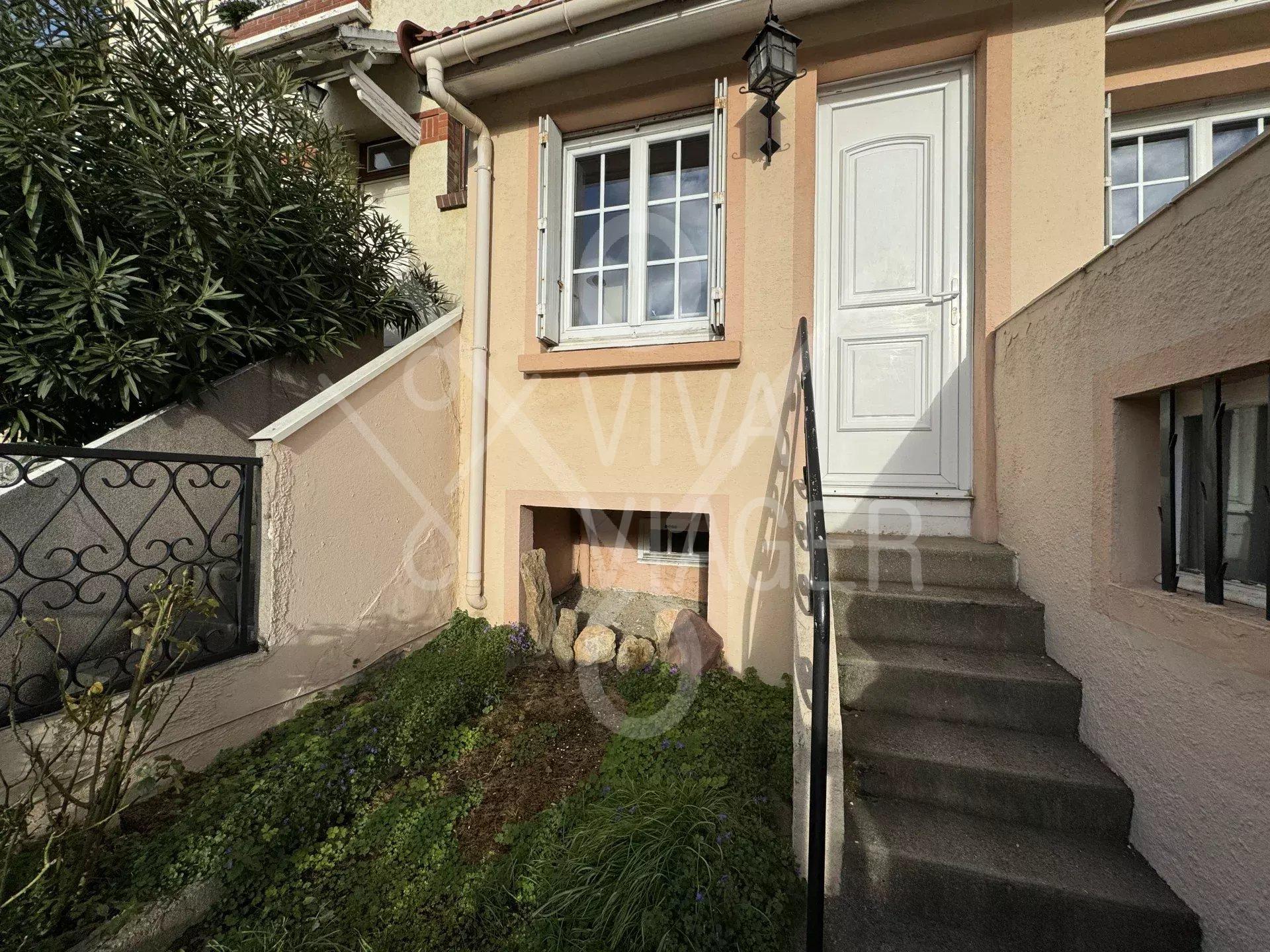 04f86cfca393e25a9f72eb69d2e65e82_d7e7af0249_1920-original-39001 Maison 4/5P – Viager Occupé – Chatillon