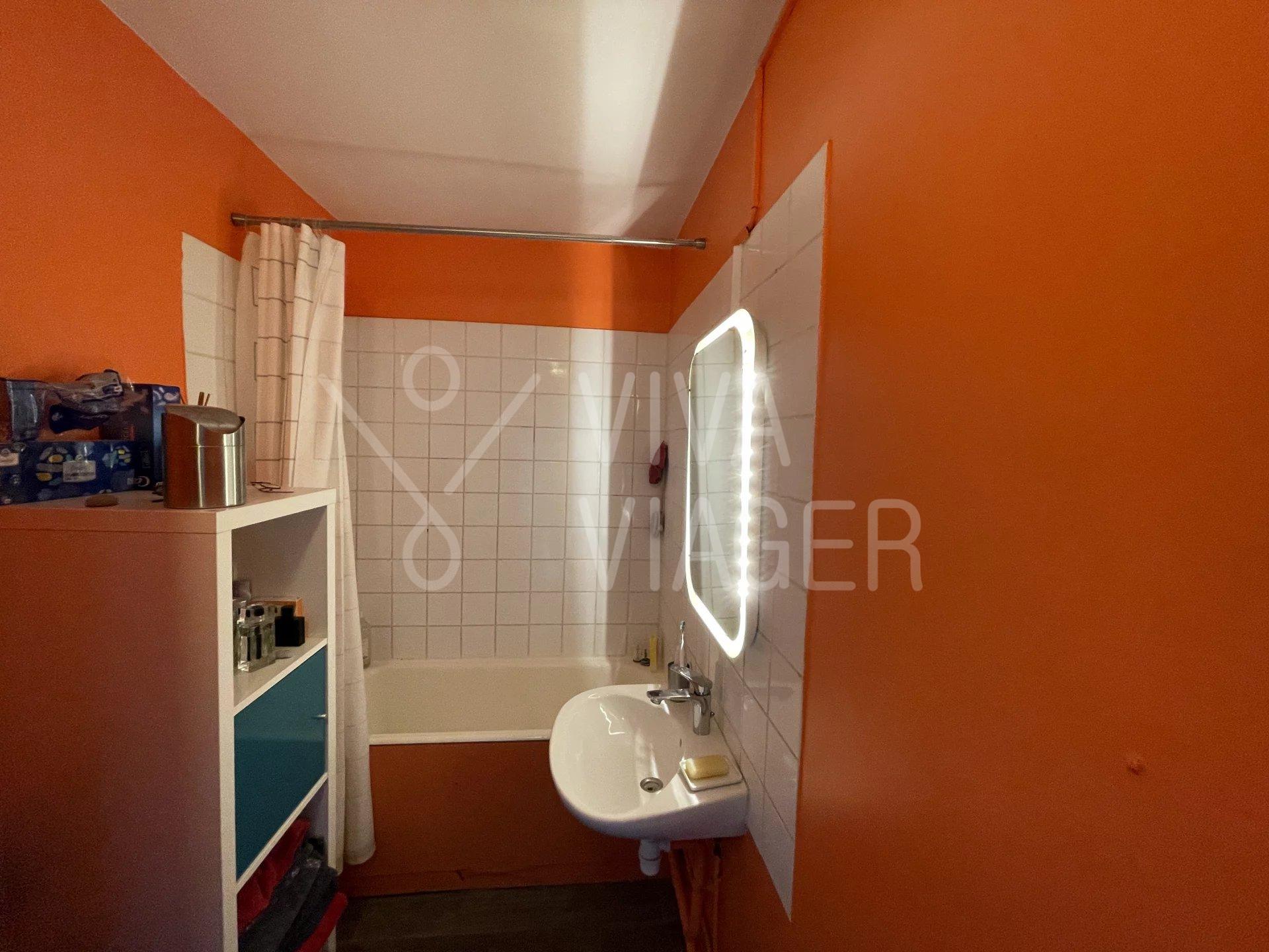 1c271ddb69731219c91cdf4b492d263c_8623657310_1920-original-38242 Appartement 3P de 54 m² – Viager Libre – Paris 20