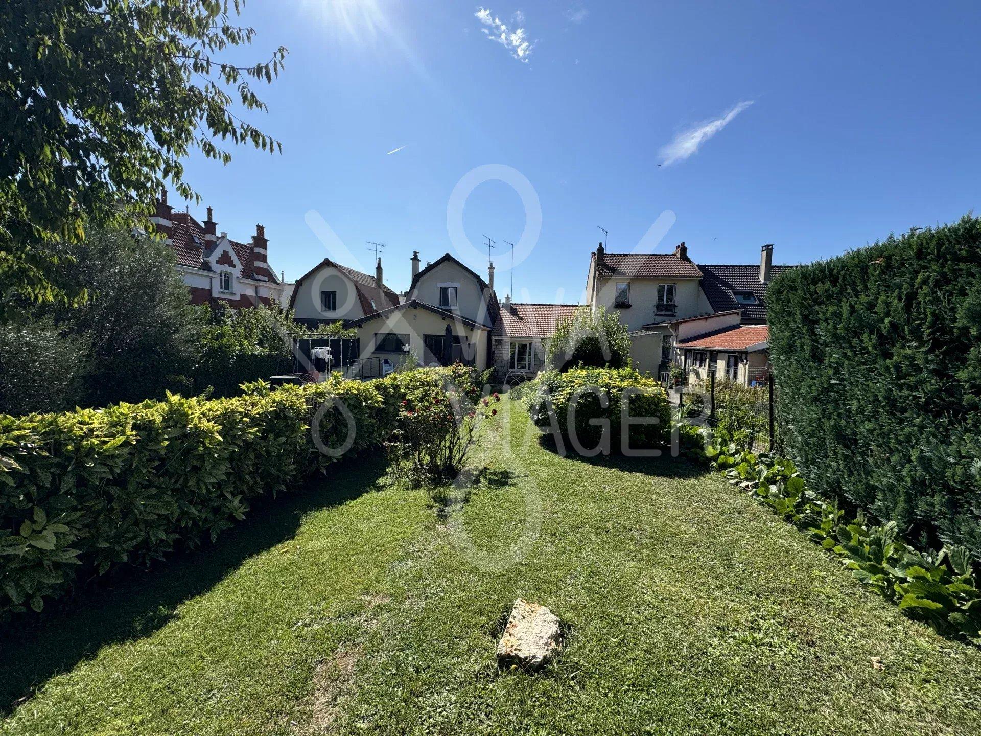 1d9325d1785305e94d39b4da5bee366f_c62ce8fa54_1920-original-39001 Maison 4/5P – Viager Occupé – Chatillon