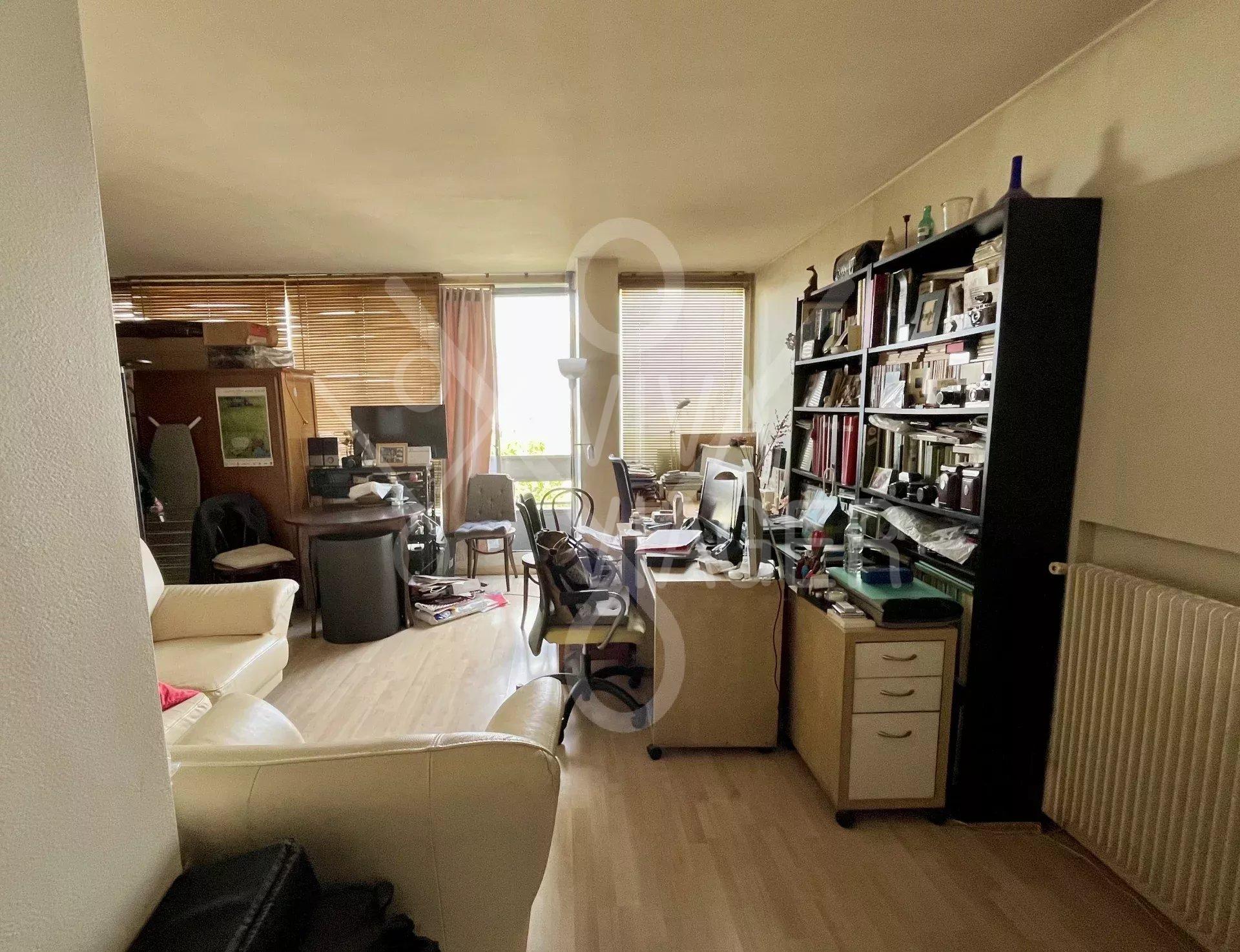 1f8c95e89e22ca62809b73fd0802d304_fc06ec245a_1920-original-39756 Appt 2P de 45 m² – Viager libre – Paris 14ème