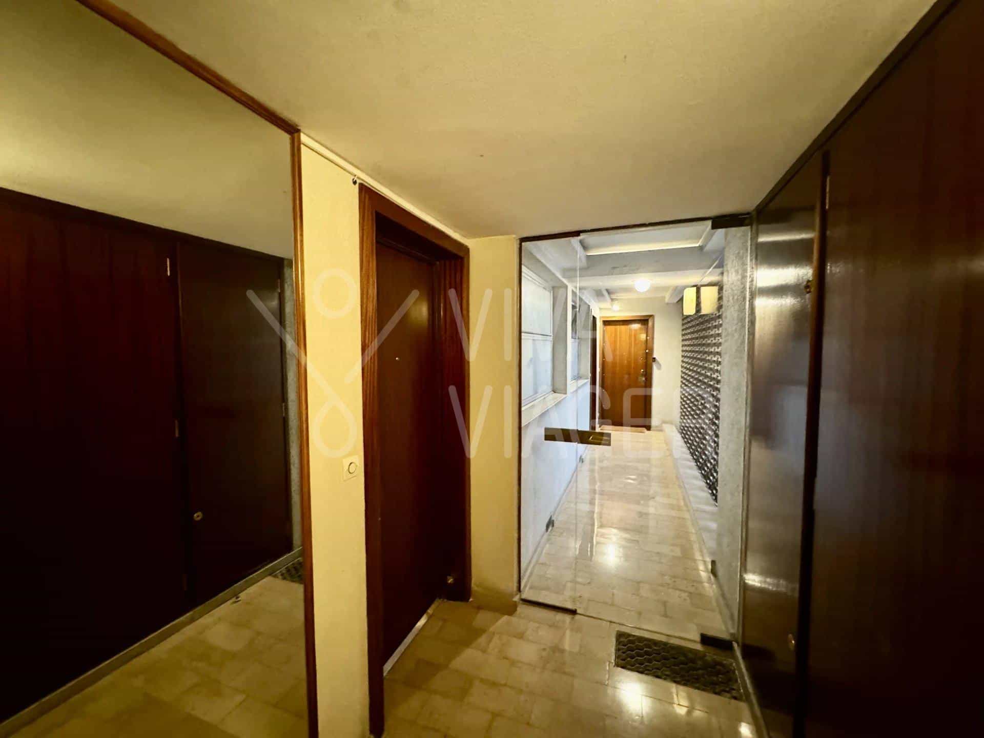 21d11073a7c79db82a29d1bfd3db1c23_d1b5d53faf_1920-original-38635 Appt 3P de 59 m² – Viager occupé – Paris 15ème