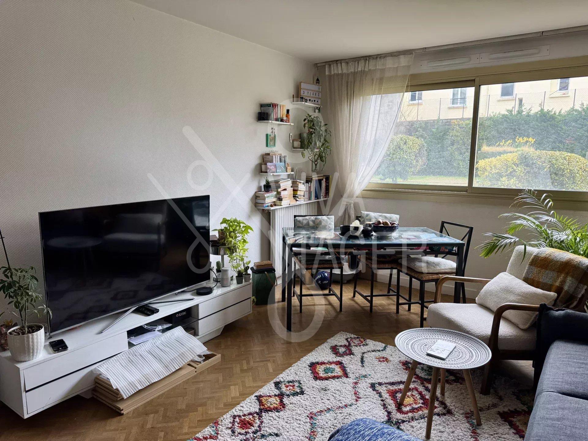 2666247dcf1fbd4fc34b0f36cd540786_4e3197123a_1920-original-40218 Appt 2P 44m² – Vente à terme libre – Paris 11ème