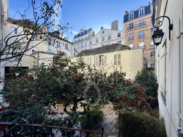 Duplex  237m² – Viager occupé – Paris 3ème
