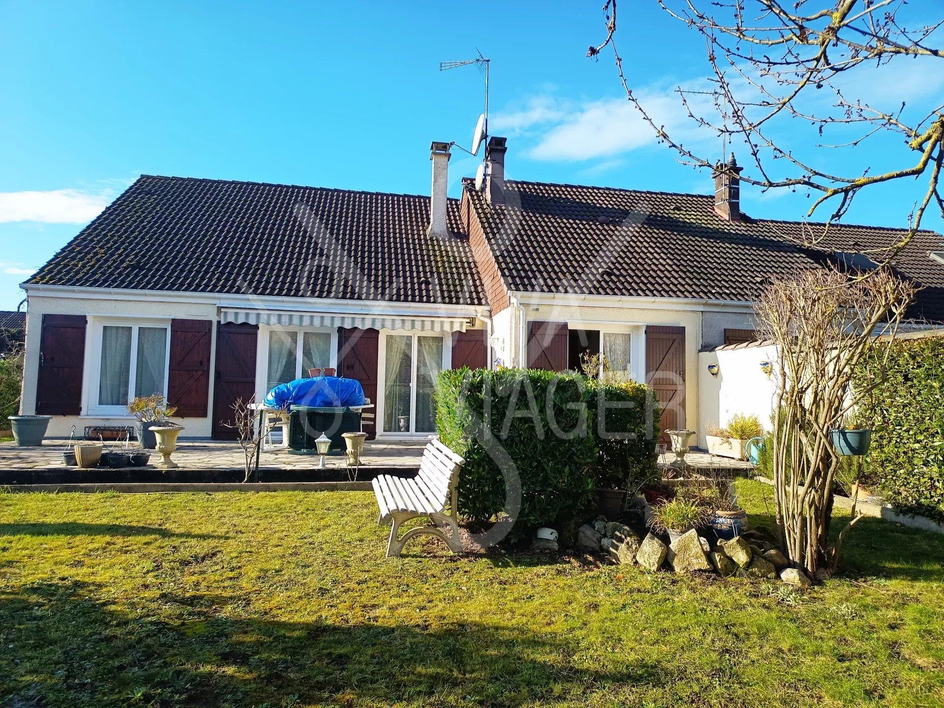 36c8f7a37c782a7cbc2a25abd0a7238b_12b2c8905c_1920-original-39935 Maison 5P 93m² – Viager occupé – Bruyère sur Oise