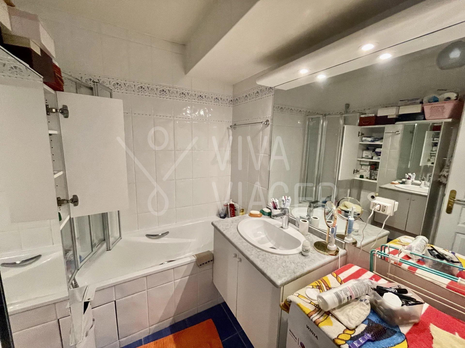 38ecf71f7c54e24fd357e2425b268883_882108a2d8_1920-original-38607 Appt 2P de 51 m²- Viager occupé – Paris 15
