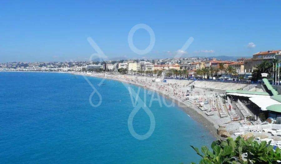 3b696b1ab87d62d884206b78a21abedc_9824678e38_900-original-38910 Appt 4 pièces de 99 m² – Viager occupé – Nice