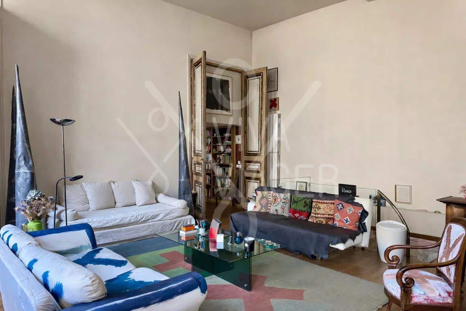 49555b9db9f5c1ecee1e4232b92de5f7_604a84e443_1536-original-39915 Duplex 237m² – Viager occupé – Paris 3ème