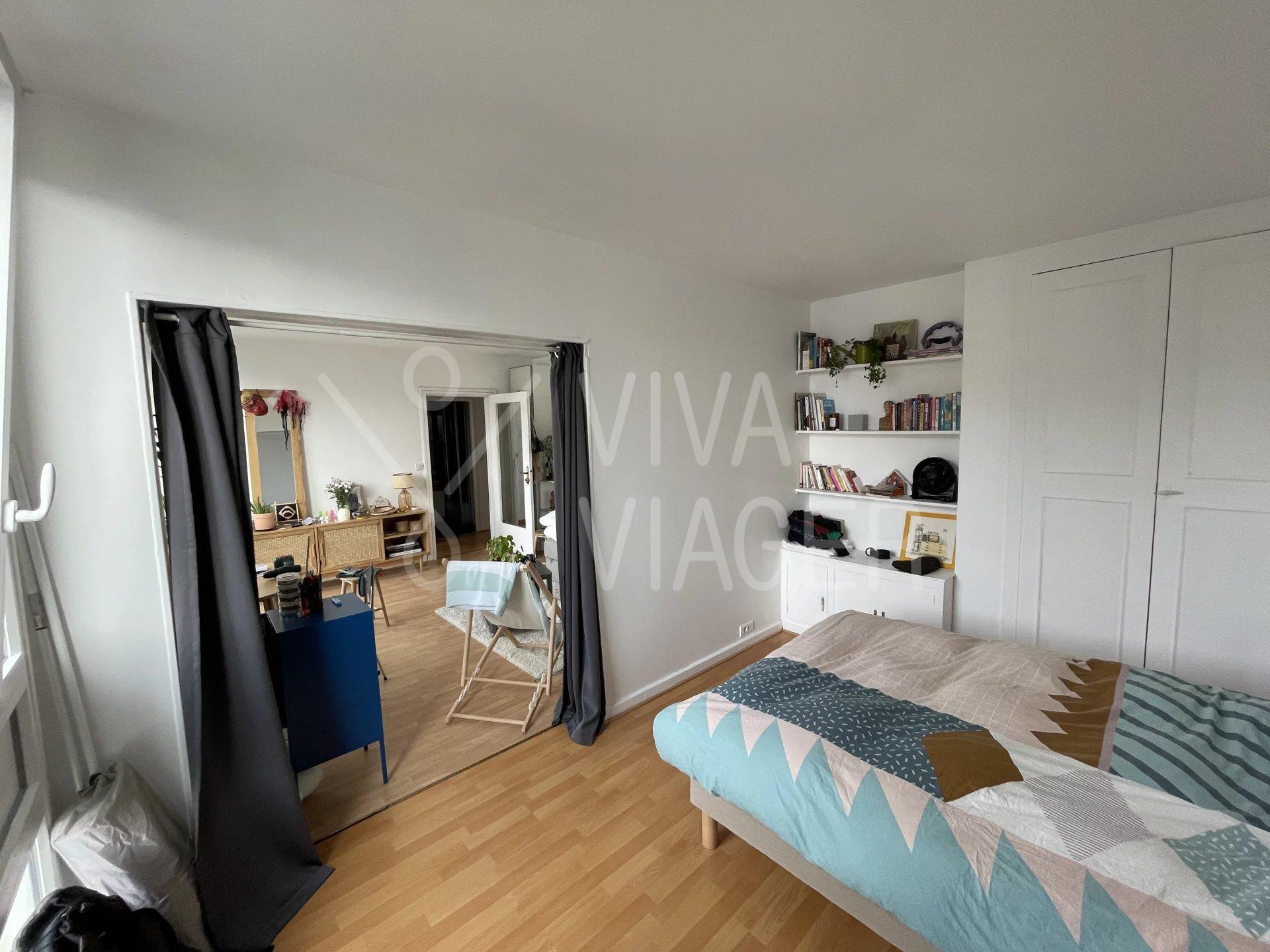 57d4e80d0906cada0330d2d3f5260167_425831940a_1920-original-38232 Appartement 2P de 45 m² – Viager Libre – Paris 20