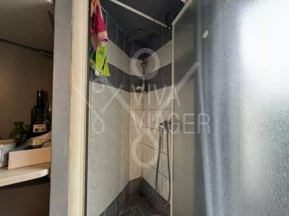 Chambre de Service Paris 9ème – Viager Libre