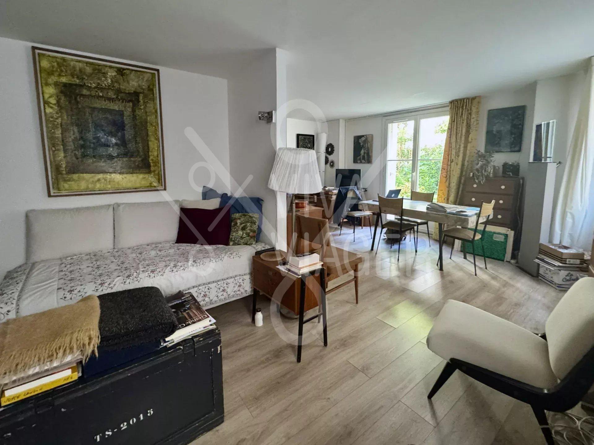 5917bd21d66ade3ab56b34c6c71ef363_a326ecbdbd_1920-original-39995 Appt 80m² avec jardin 53m² – Viager occupé – Paris 4ème