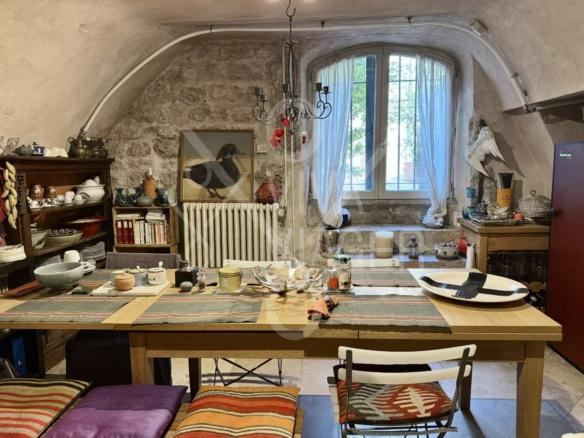 Duplex  237m² – Viager occupé – Paris 3ème