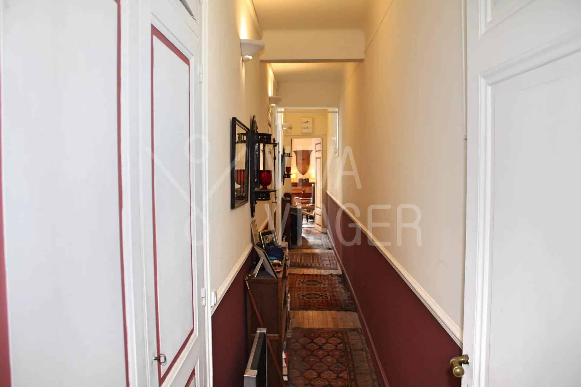Viager Occupé – Appartement de 105 m² et 9m² de chambre de service Paris 75016 – Secteur Passy