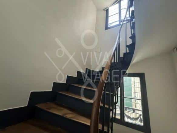 Chambre de Service Paris 9ème – Viager Libre