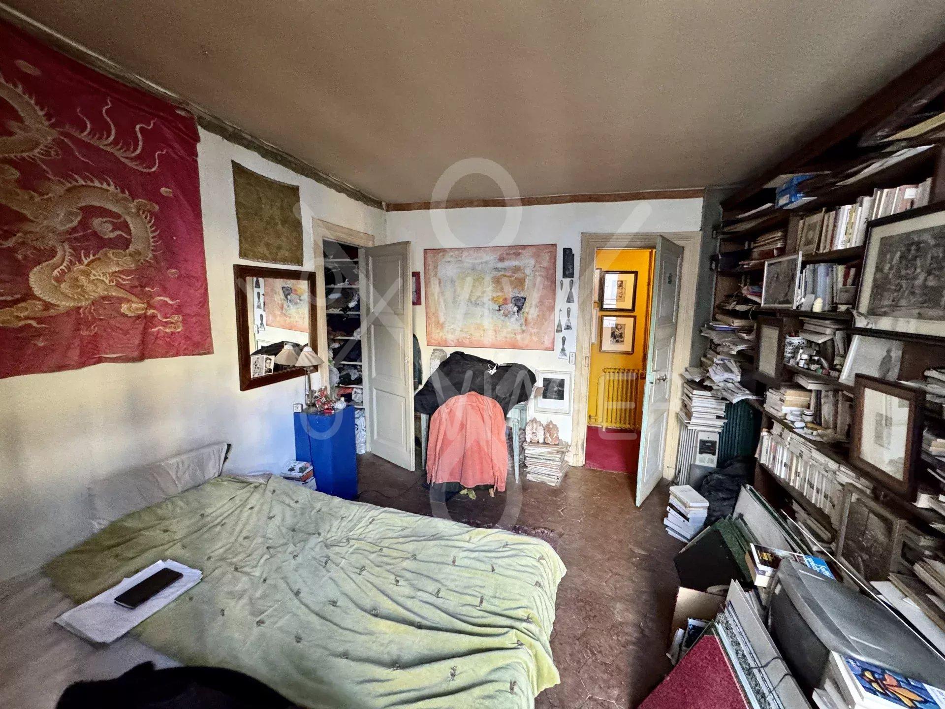 796498b92c0dfa0f0a4b7ac55a018e6c_1d73bd31eb_1920-original-39568 Appt 5P 101 m² – Viager Occupé – Rue du Bac Paris 7ème