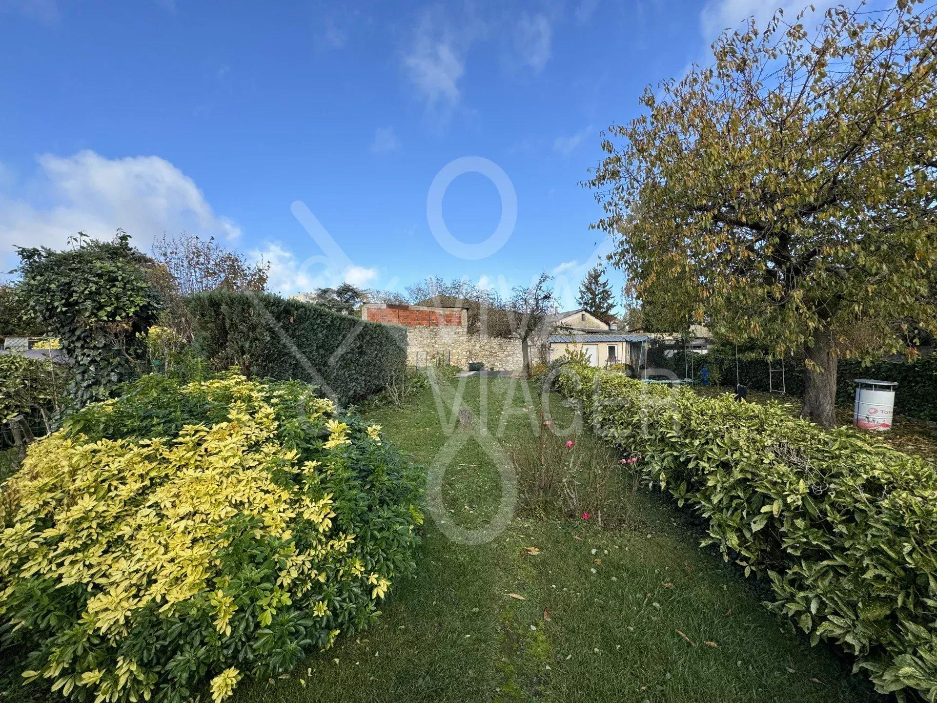 8f585a8fc6ef246b1e6c25204897bbfa_7f45a5e09f_1920-original-39001 Maison 4/5P – Viager Occupé – Chatillon