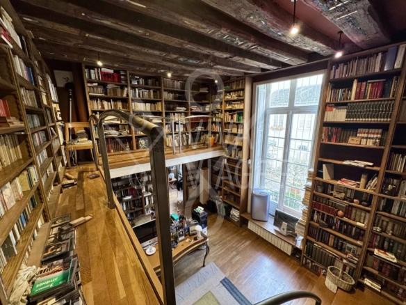 Duplex  237m² – Viager occupé – Paris 3ème