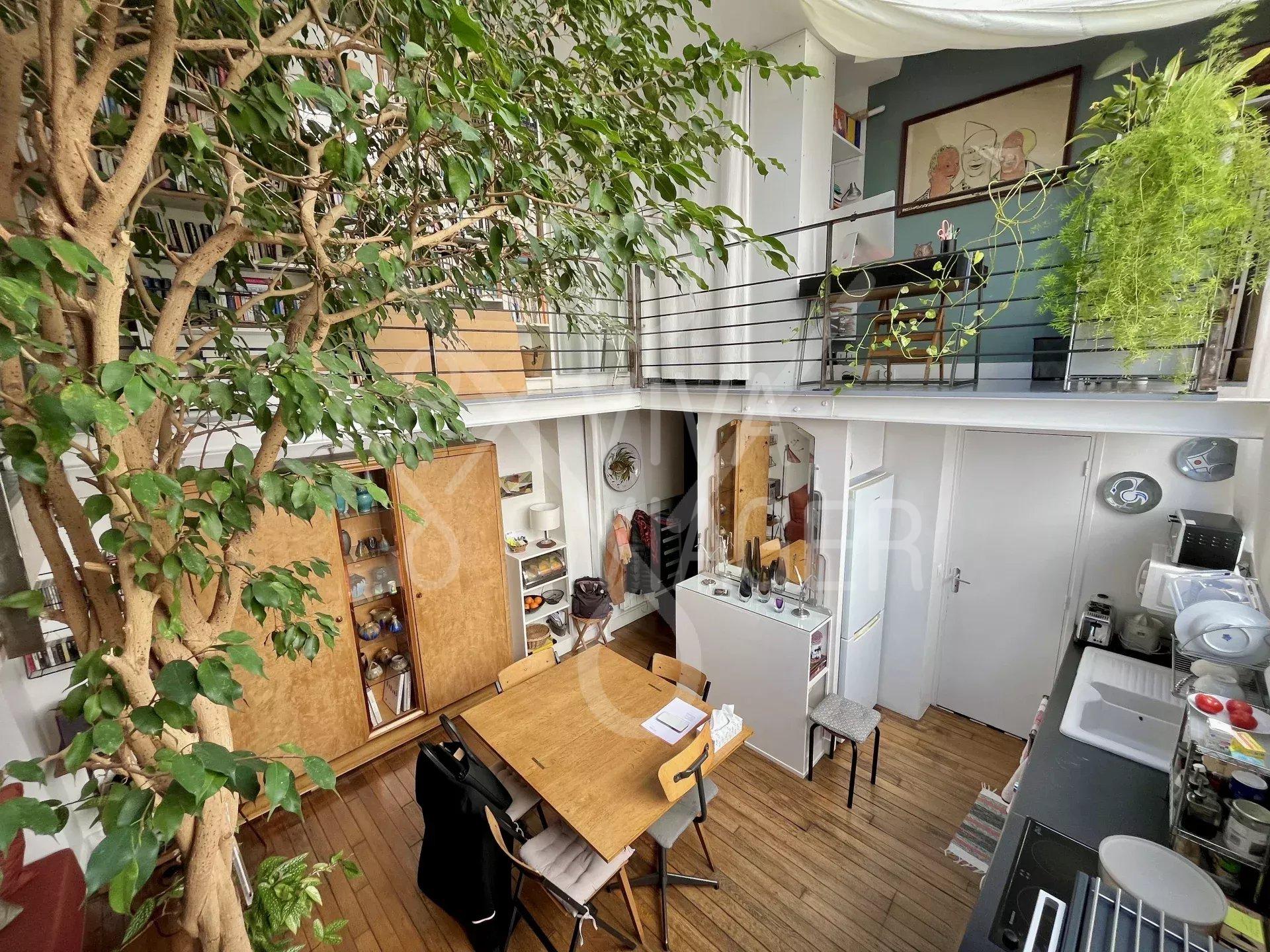 95198d6fd2bb8548405140caaaf2f9cb_ba758cbefb_1920-original-39785 Atelier d’artiste 50 m² – Nue-propriété – Paris 14ème – Port Royal
