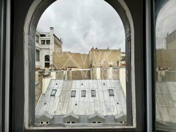 Chambre de Service Paris 8ème – Viager Libre