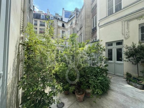 Appt duplex 93m2 -Viager Occupé –  Paris 9ème