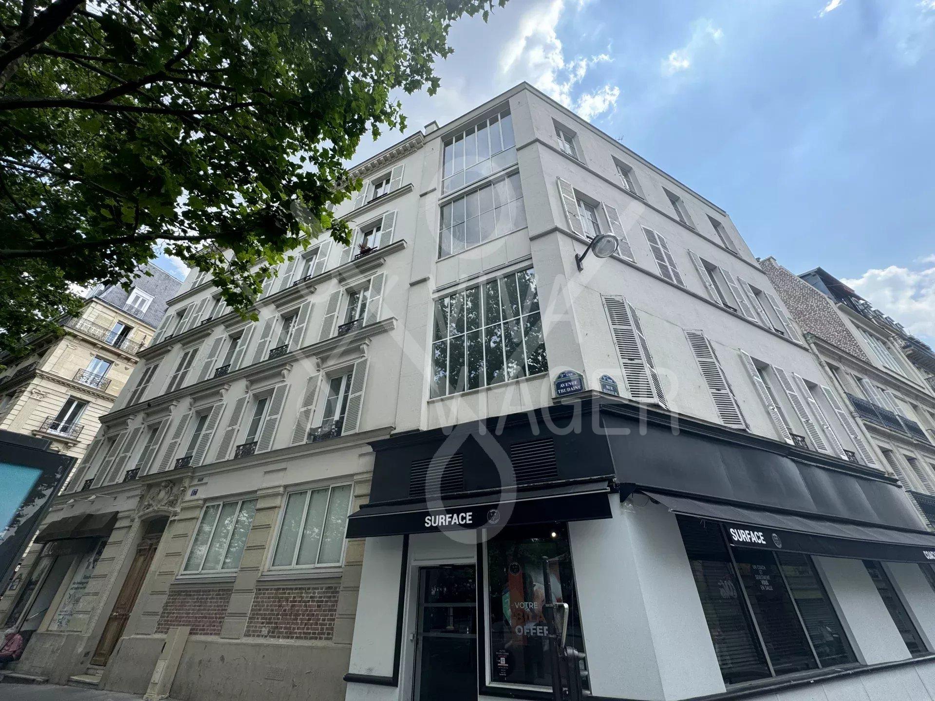 Appt duplex 93m2 -Viager Occupé –  Paris 9ème