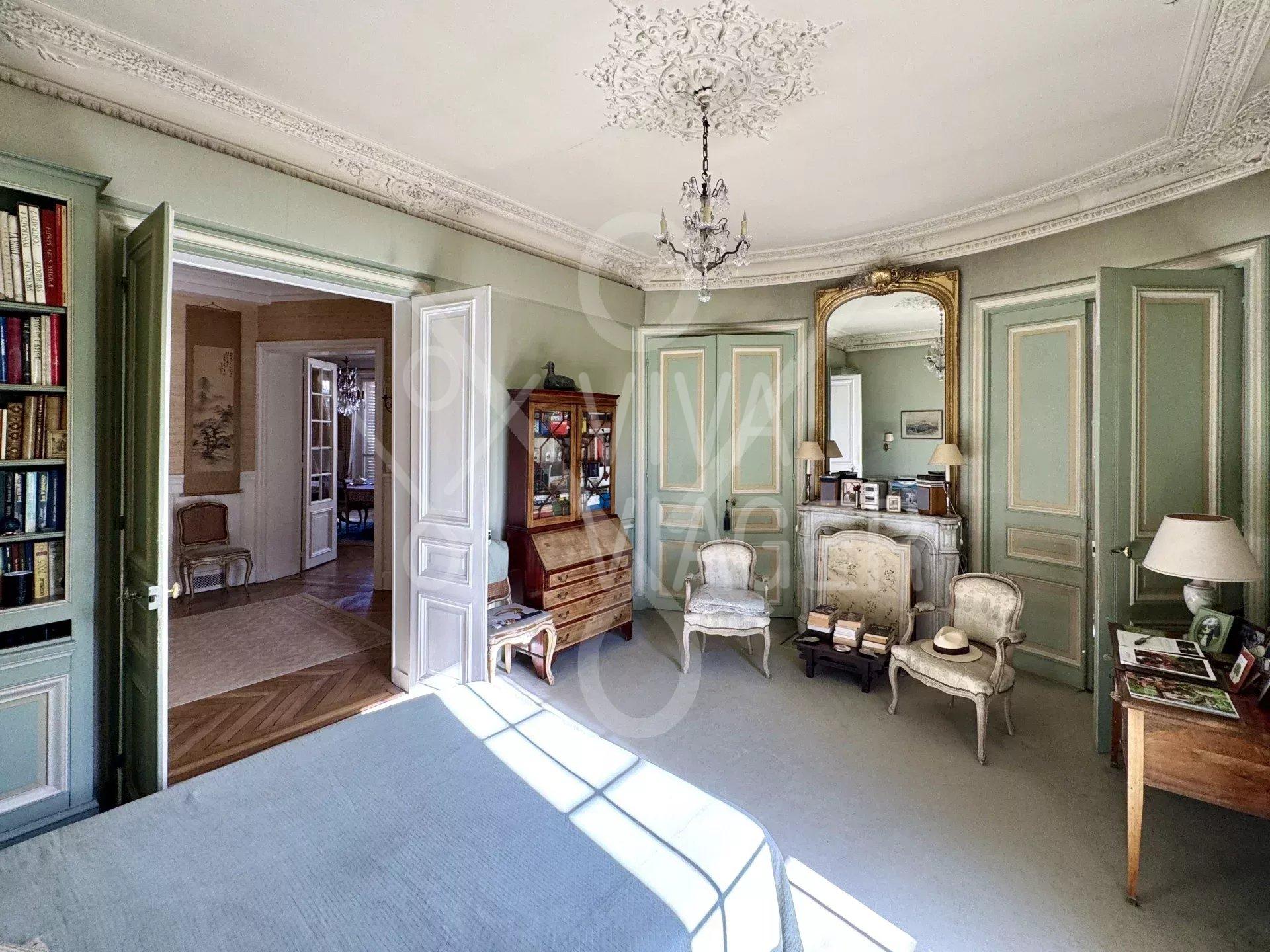 Appt 5P 170m² – Nue-propriété – Paris 7ème