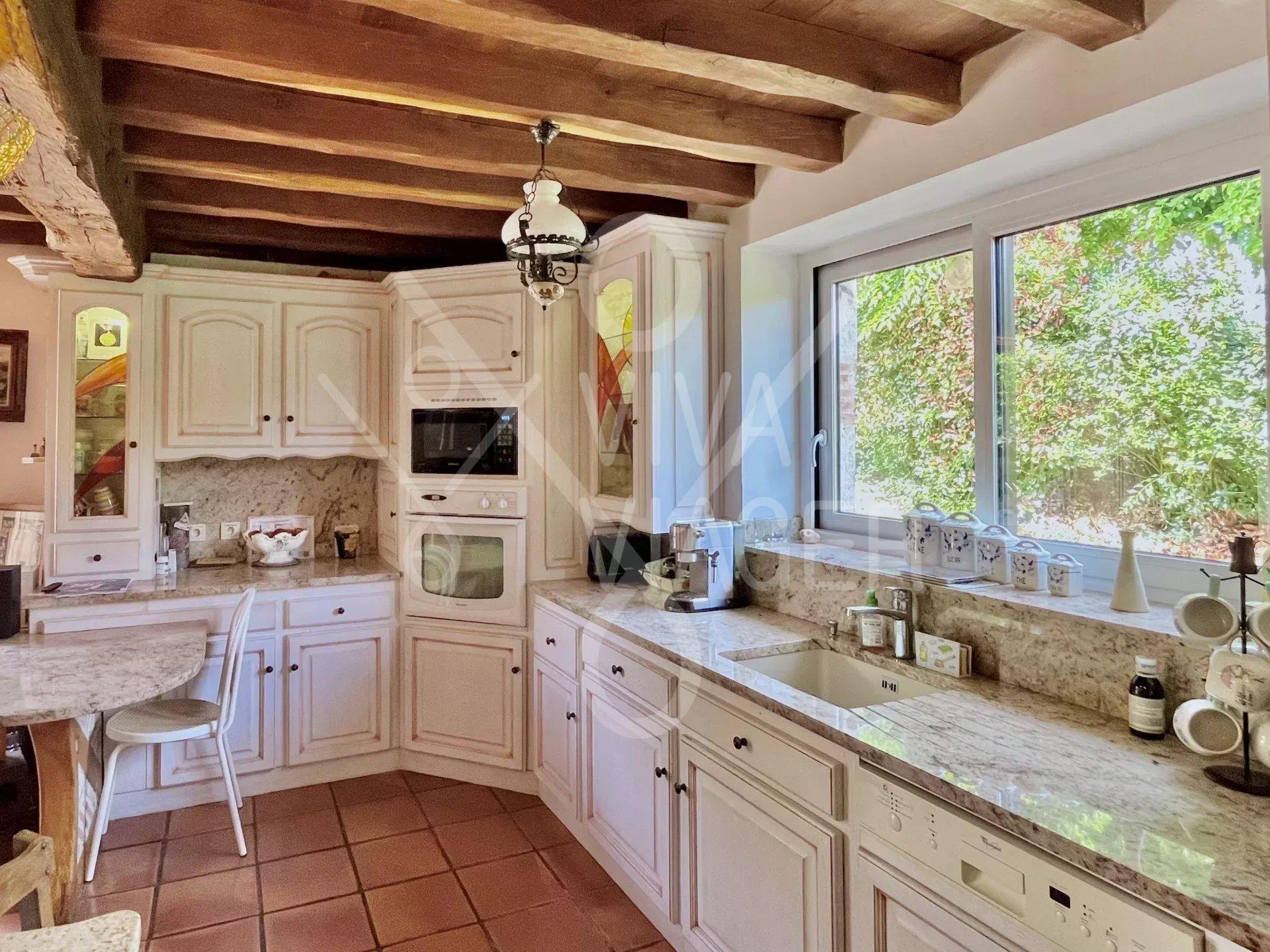 b2c53d31932010f1d04c030c16087398_f9e44a911b_1920-original-40008 Maison en pierre 200 m² – – Vente à terme libre – Fals (47) – Parc arboré de 8 000 m²