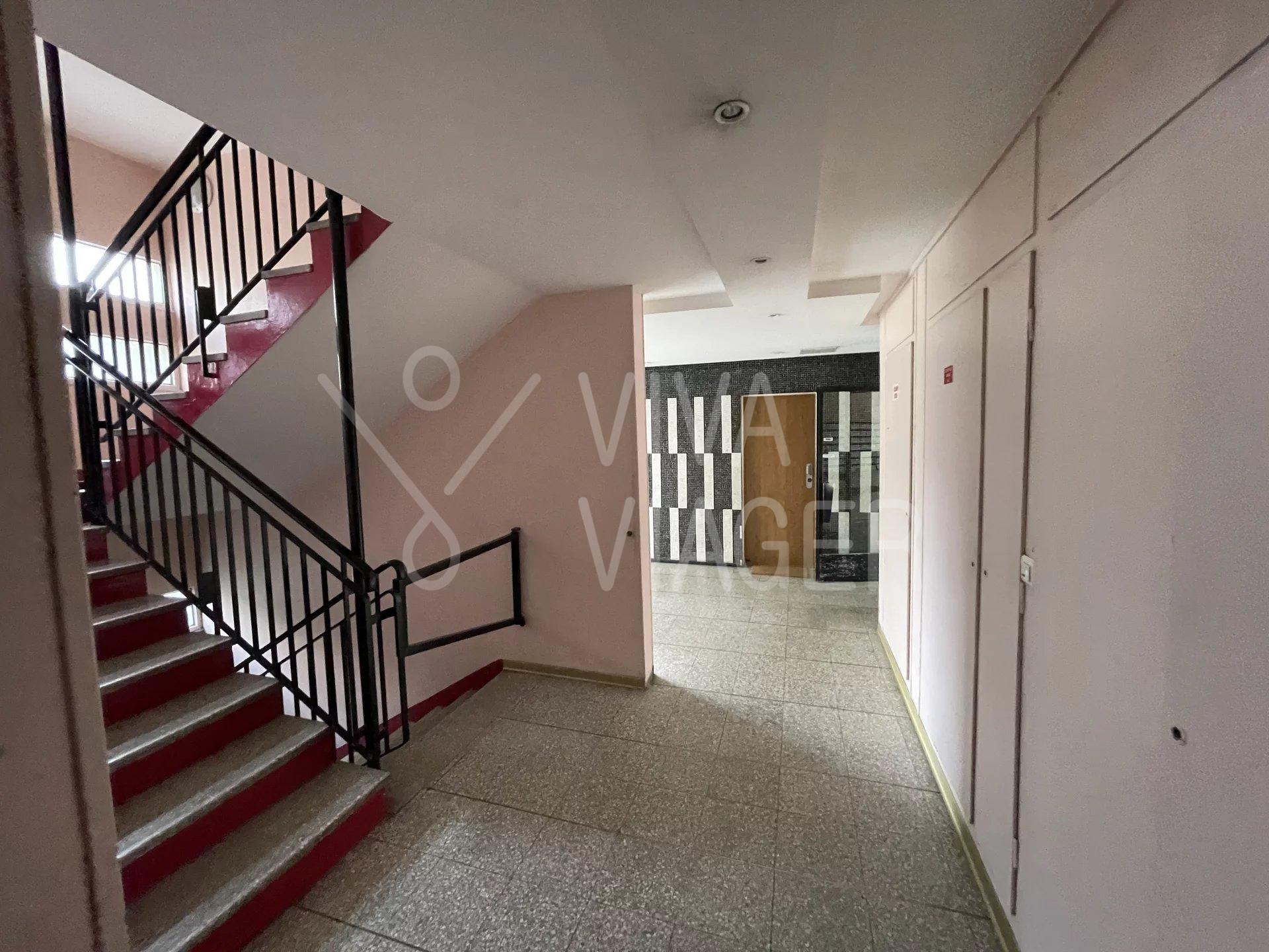 b4f6c87a62a764d9d233664ceb6e1e84_9514c8dfe9_1920-original-38232 Appartement 2P de 45 m² – Viager Libre – Paris 20