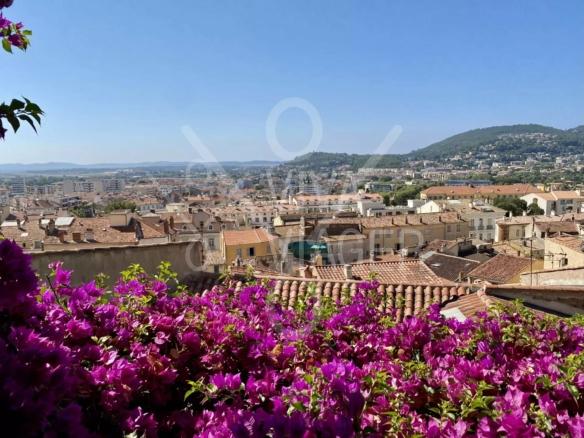 Appartement villa – 237 m2 – Vente à terme 10 ans – Hauteurs de Hyères – Var