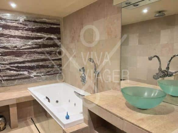 Duplex  237m² – Viager occupé – Paris 3ème