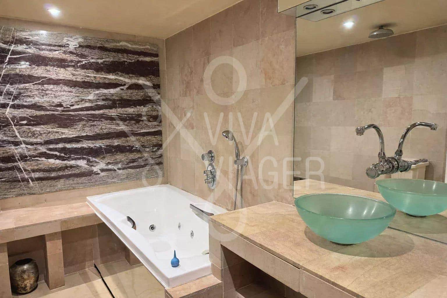 bd2e7e64cc30341f28027b33bd8aab3f_df588d5392_1536-original-39915 Duplex 237m² – Viager occupé – Paris 3ème