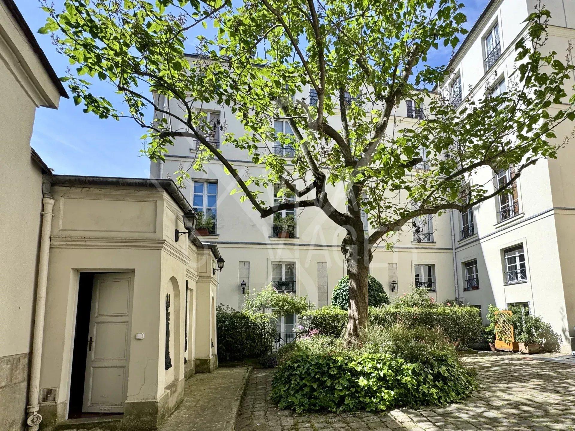 bfdb30272880a14a97164941bc8093ae_0241248613_1920-original-39995 Appt 80m² avec jardin 53m² – Viager occupé – Paris 4ème