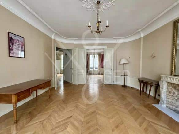 APPT 5P 179m² – Vente à terme Libre – Paris 8ème