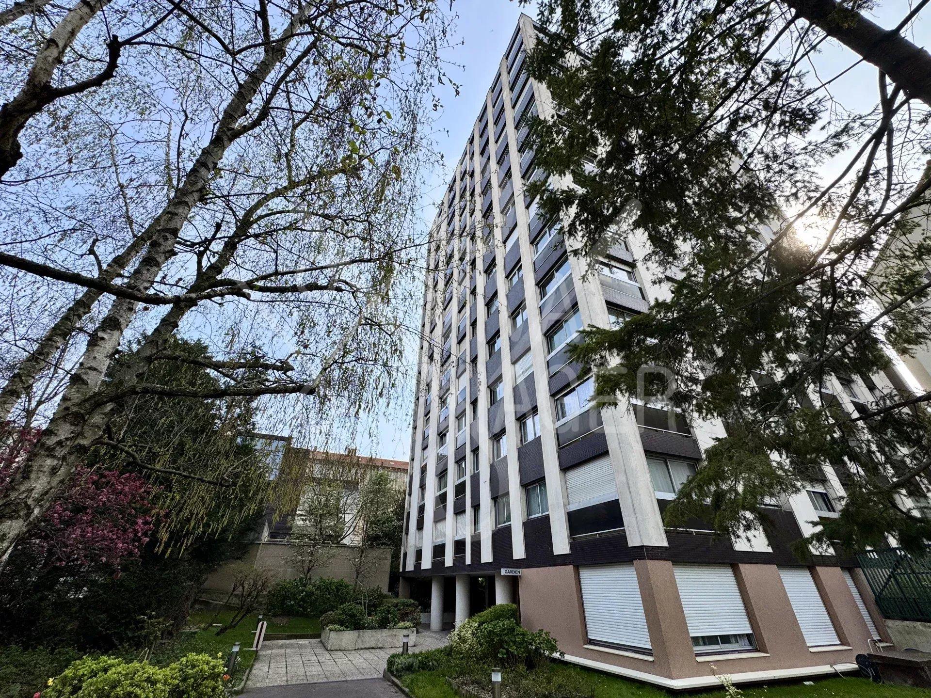 c287e5a0b357c60867599a45037459fc_0e2dabfc5a_1920-original-39874 Appt 3P 66m² – Viager libre – Paris 12ème Picpus