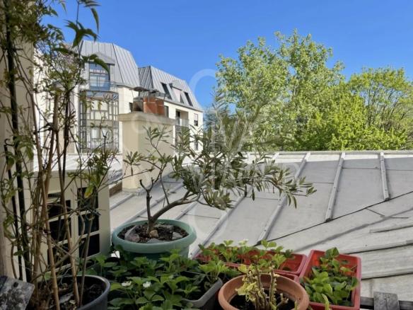 Atelier d’artiste 50 m² – Nue-propriété – Paris 14ème – Port Royal