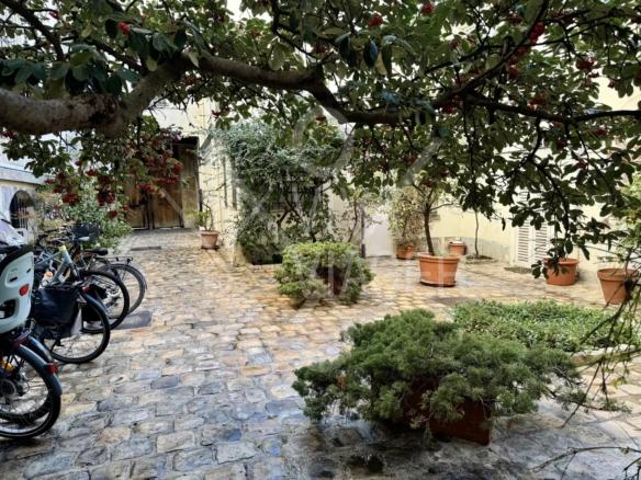 Duplex  237m² – Viager occupé – Paris 3ème