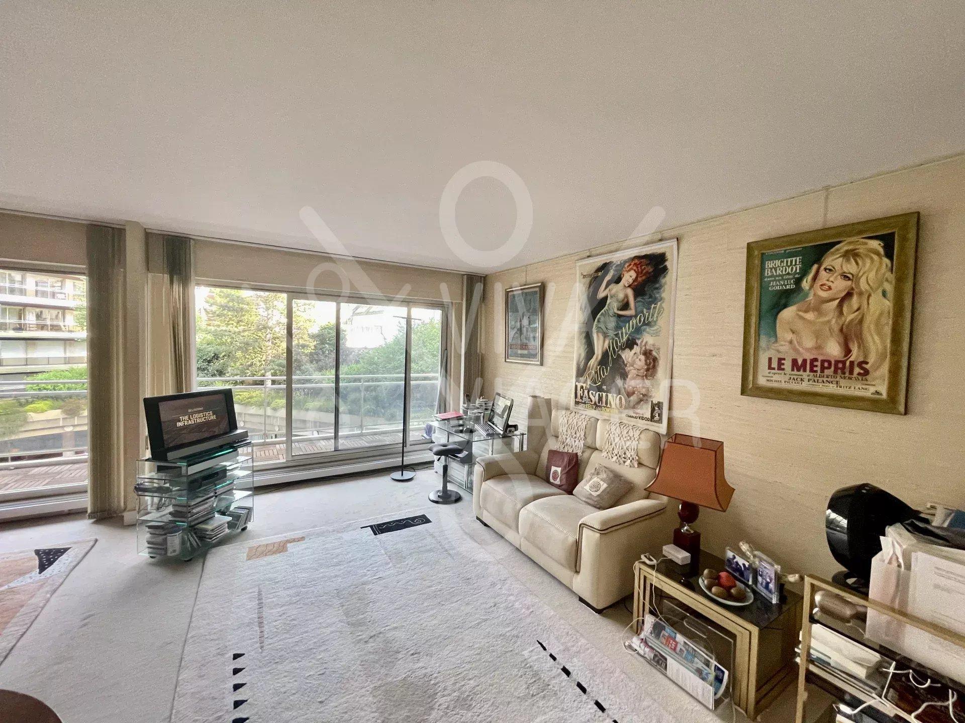 d1561d19a16b86a292902cc90dcd2425_14832c0237_1920-original-39060 Appt de 2P de 46 m² – Nue-propriété – Paris 14