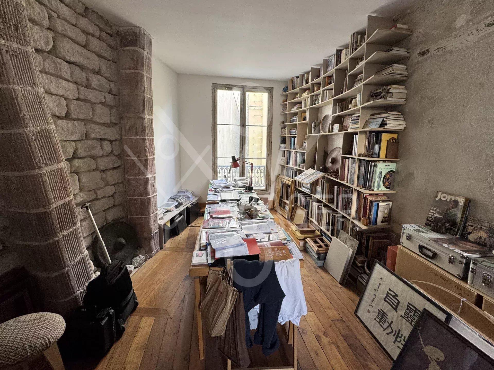 d32b4e500fd7b217712e1e8b21ab8b8b_0f789c6fec_1920-original-40158 Studio 26m² – Viager occupé – Paris 9ème