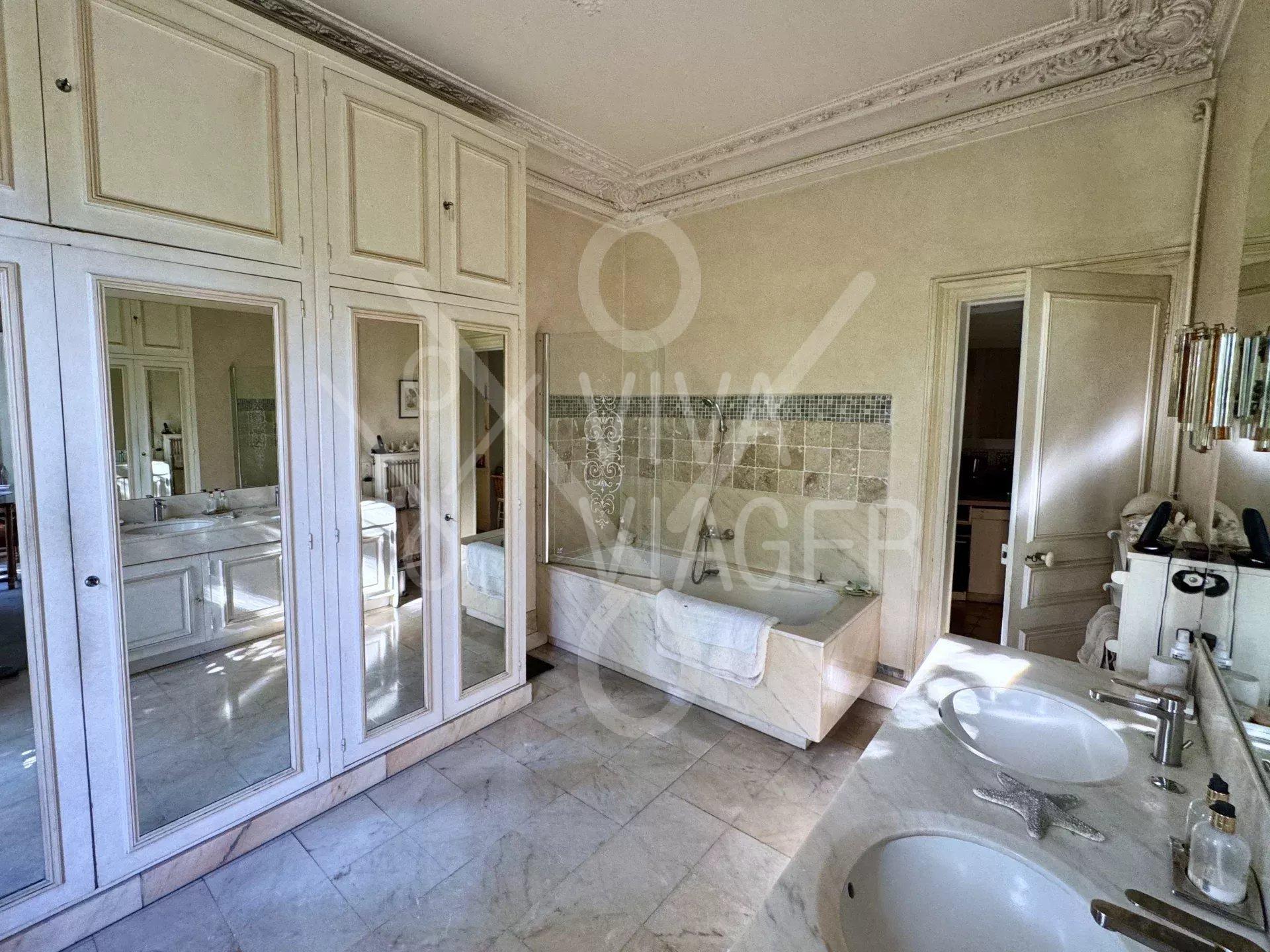 Appt 5P 170m² – Nue-propriété – Paris 7ème