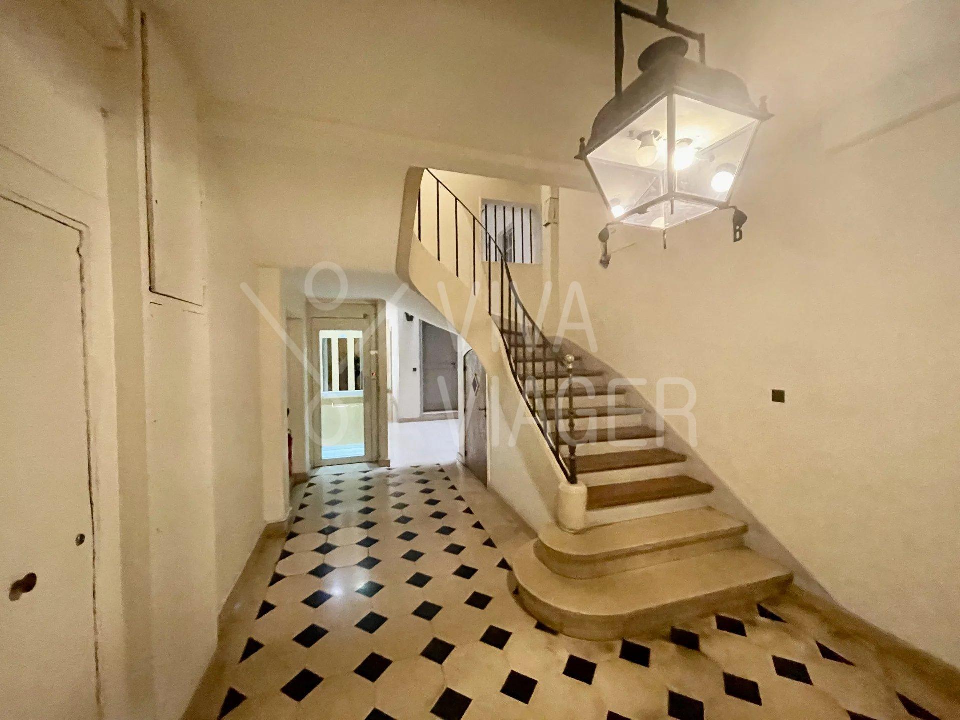 d7b3d36a1d1b36a02d92d764bad62e93_b066852418_1920-original-38322 Appt de 28 m² – Nue-Propriété – Paris 6