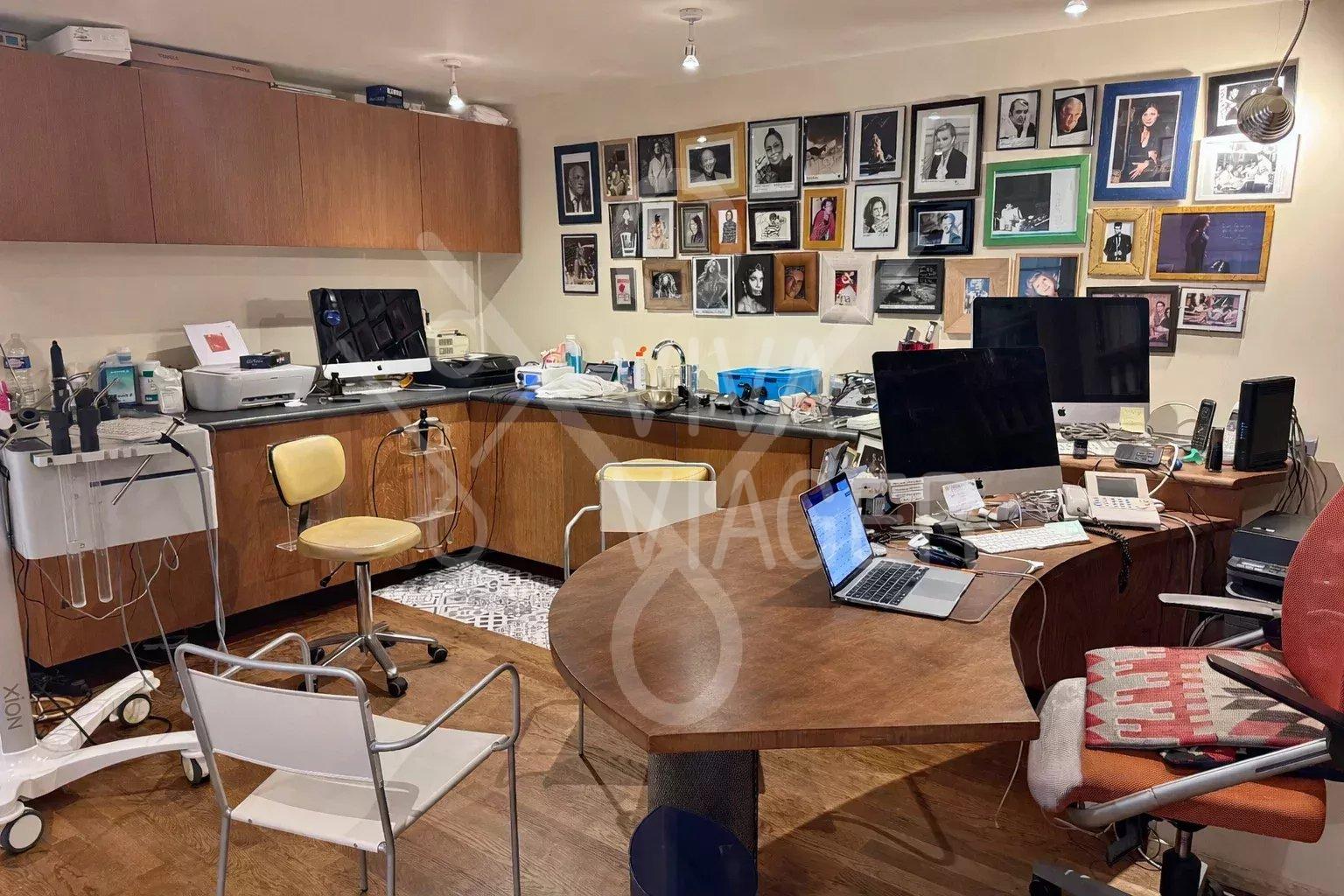 da14b4a72531708196f19af4f2eb12f3_62f5bc3e9e_1536-original-39915 Duplex 237m² – Viager occupé – Paris 3ème