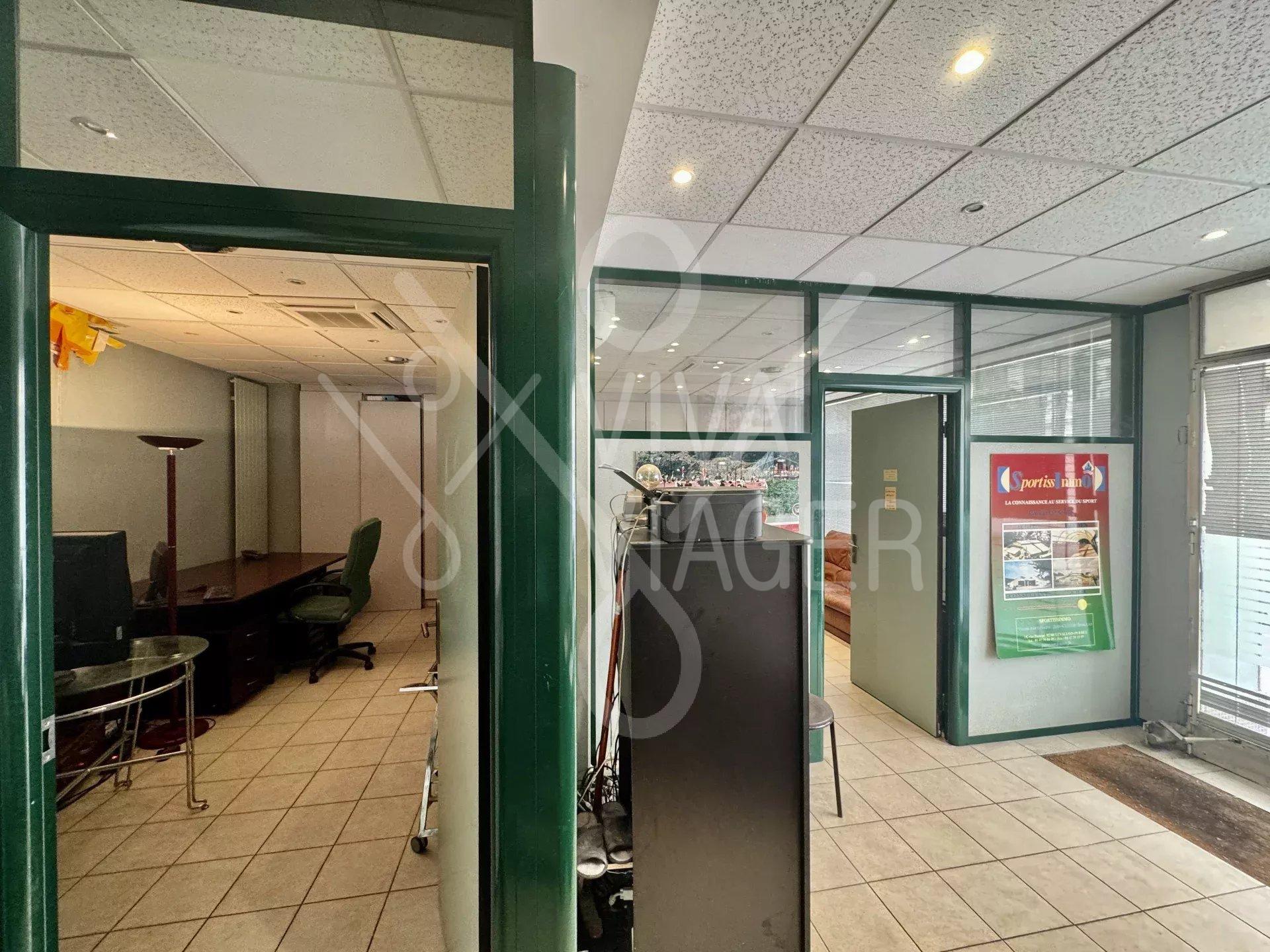 e0a2c81f257cd8b3acfb62ccfc22cd98_59d897b3c8_1920-original-39074 Local commercial de 52 m2 – Nue-Propriété – Levallois-Perret