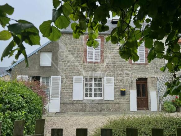 Maison 5P 113m2 – Hauteville-sur-mer – Viager occupé