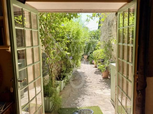 Appartement villa – 237 m2 – Vente à terme 10 ans – Hauteurs de Hyères – Var